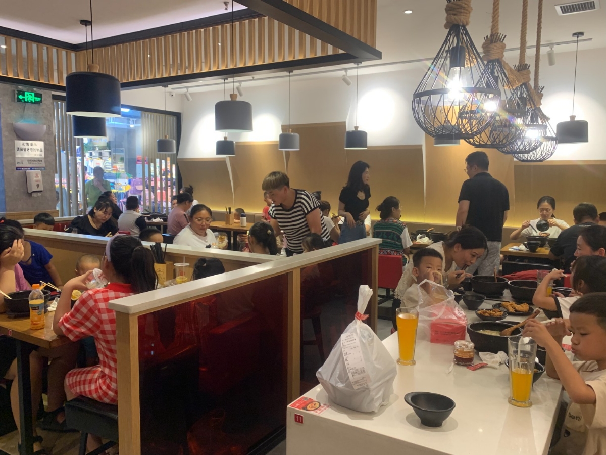 創(chuàng)業(yè)加盟好項(xiàng)目，加盟狀元米線，讓你成功當(dāng)老板，純大米米線新潮流新趨勢(shì)，加盟熱線：400-967-2208
